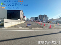 岐阜市光町！売地！忠節フランテ館、スギ薬局のすぐ横！建築条件無し！現況駐車場！更地渡し！の画像