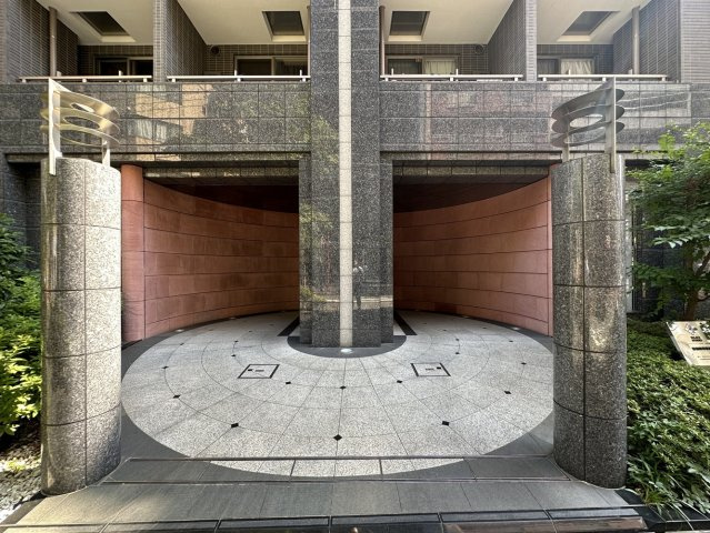 パレスデュオ新宿御苑駅前