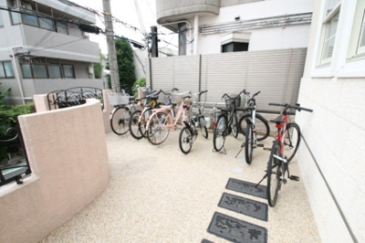 【その他共用部分】 | ガレリア千里山 DUE | 駐輪場★