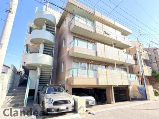 パークタウン川口青木公園の外観|ドキドキの新生活も、安心してスタート。ぴったりの住まいを見つけませんか？クランディアが一緒に住まい選びをサポートします‼　まずは、お気軽にお問合せください　＃クランディア