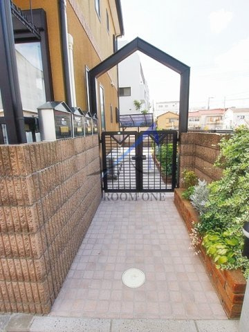 メゾン　ラ　プーペのエントランス|エントランスです。