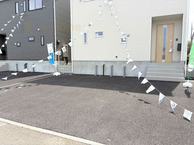 龍ケ崎市城ノ内第9　新築戸建て　1号棟の駐車場|カースペースは2台お停めいただけます♪