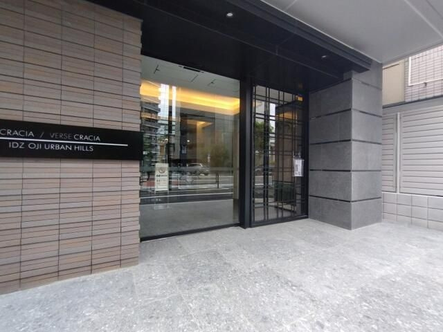 クレイシアＩＤＺ王子アーバンヒルズのエントランス