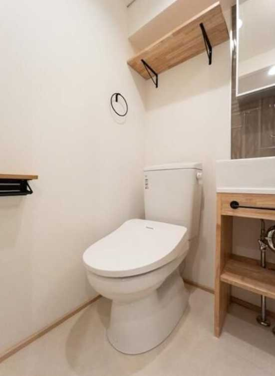 フラッツ大橋　高層階　独立洗面台　陽当たり良好のトイレ