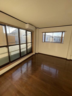 【洋室】 | 伊奈町中古戸建ガレージハウス