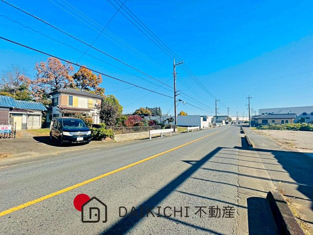 【前面道路含む現地写真】 | 東松山市大字下唐子　中古戸建