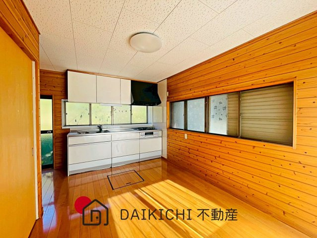 【居間・リビング】 | 東松山市大字下唐子　中古戸建