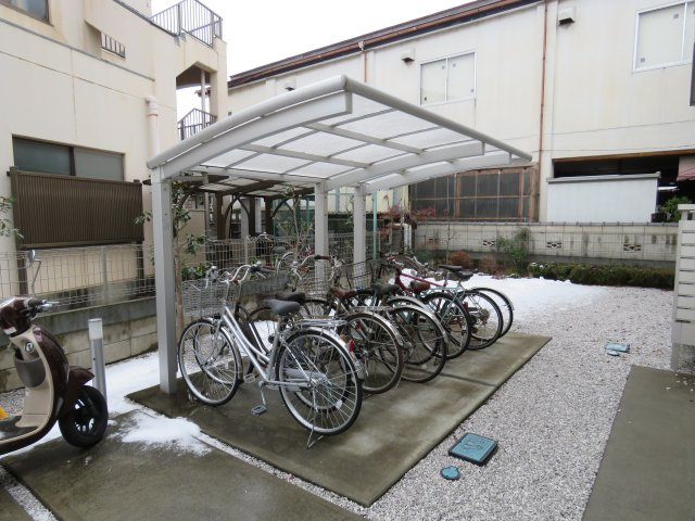 アドバンス霞 西棟のその他共用部分