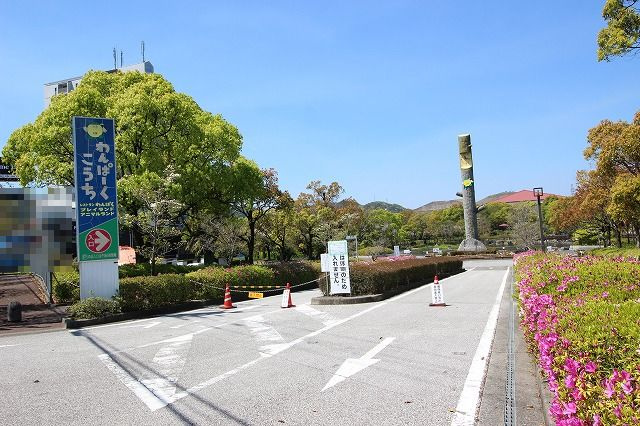 アプリア桟橋の周辺