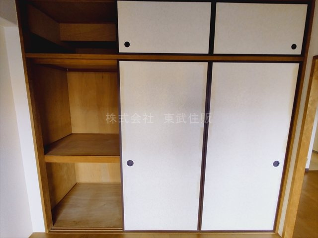 【収納】 | コンドミニアム坂戸 | 洋室6.0帖収納