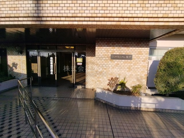 【エントランス】 | コンドミニアム坂戸 | 毎日通るエントランスはこのようになっています