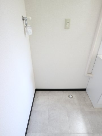 草木アパートの設備|室内洗濯機置場
他号室の写真の為異なる場合は、現況優先とします。