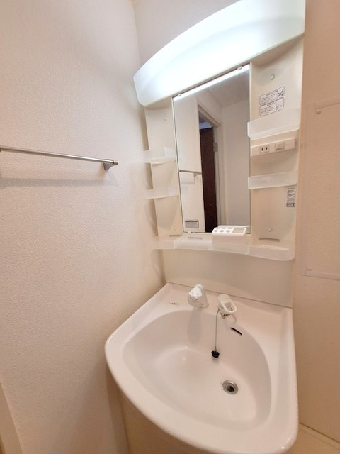 ＳＵＮ　ＳＴＲＥＡＭの洗面所|★シャンプードレッサー★別号室参考資料★