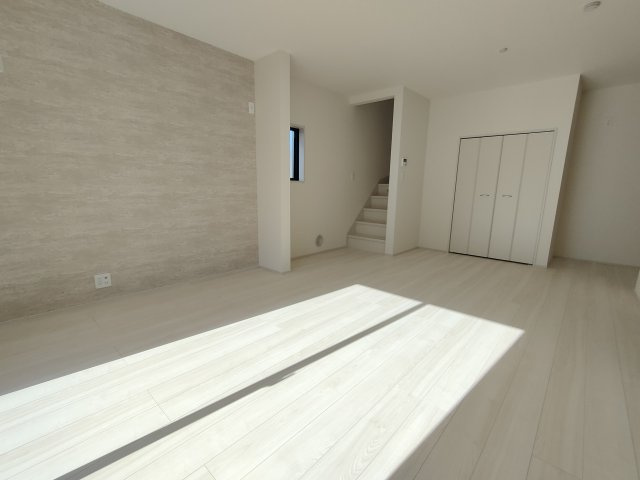 【Livele Garden】　久喜市南栗橋　第３　全1邸の前面道路含む現地写真|徒歩圏内商業施設充実♪お買い物にも便利な立地です（＾＾）
2025年11月撮影