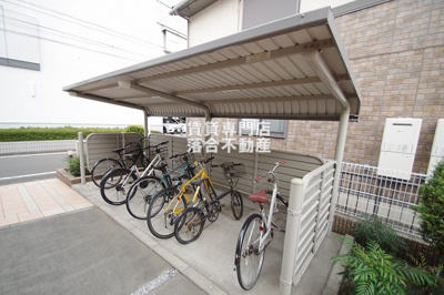 【その他共用部分】 | sky・elegant | 敷地内駐輪場完備