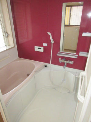 【浴室】 | 越谷市恩間戸建 | 2015年10月撮影