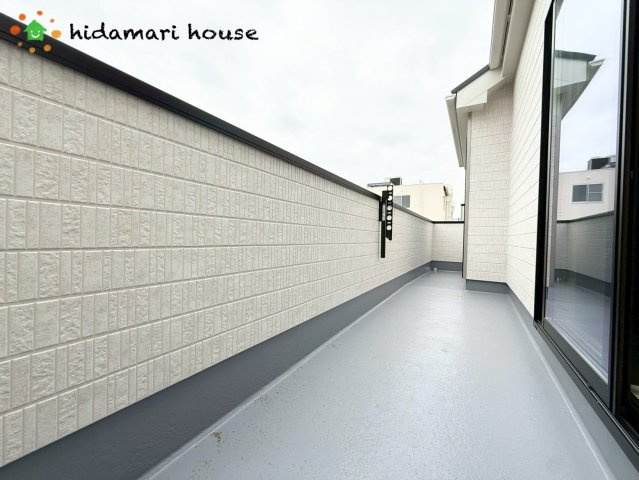 上尾市原市北1丁目　新築戸建　ハートフルBのバルコニー