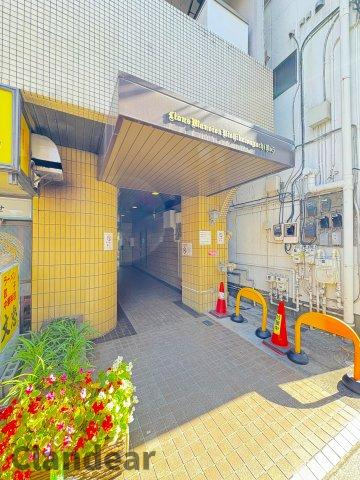 ライオンズマンション第５のエントランス|ドキドキの新生活も、安心してスタート。ぴったりの住まいを見つけませんか？クランディアが一緒に住まい選びをサポートします‼　まずは、お気軽にお問合せください　＃クランディア