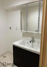 ライオンズマンション第５の独立洗面台|ドキドキの新生活も、安心してスタート。ぴったりの住まいを見つけませんか？クランディアが一緒に住まい選びをサポートします‼　まずは、お気軽にお問合せください　＃クランディア