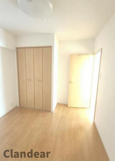 ライオンズマンション第５の寝室|ドキドキの新生活も、安心してスタート。ぴったりの住まいを見つけませんか？クランディアが一緒に住まい選びをサポートします‼　まずは、お気軽にお問合せください　＃クランディア