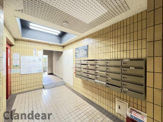 ライオンズマンション第５のロビー|ドキドキの新生活も、安心してスタート。ぴったりの住まいを見つけませんか？クランディアが一緒に住まい選びをサポートします‼　まずは、お気軽にお問合せください　＃クランディア