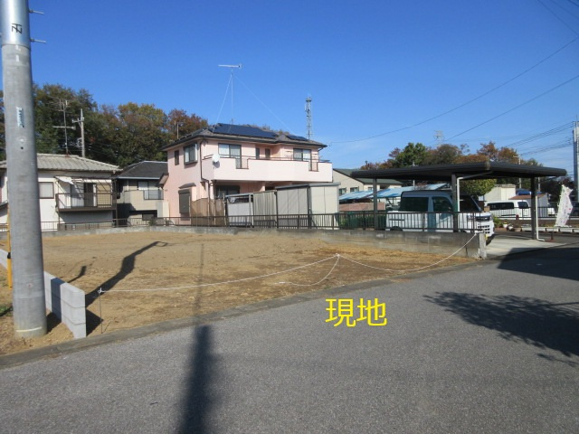 売地　熊谷市江南中央1-17-10（全1区画）の前面道路含む現地写真