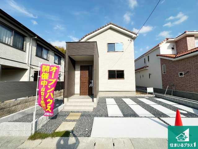 木津川市城山台　新築一戸建ての外観|安心の10年保証！外観を美しく保ち、雨水で汚れを落とします！気になることがありましたら、お気軽にお問い合わせください！