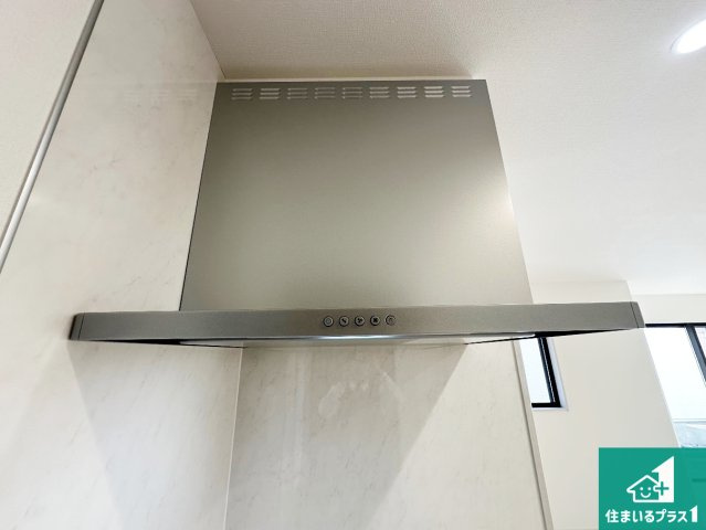 木津川市城山台　新築一戸建ての設備|汚れにくいスロットフィルタでお手入れラクラク！ＬＥＤ照明付き！