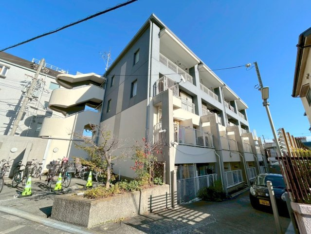 サフラン木下の外観