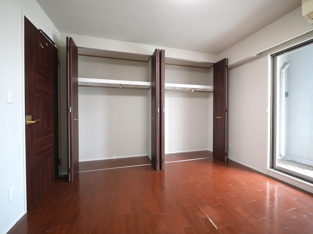 レジディア心斎橋ウエストの収納