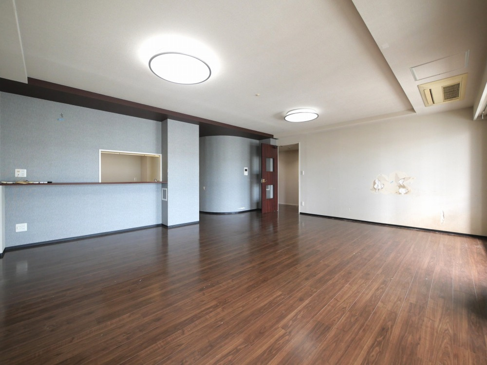 レジディア心斎橋ウエストの居間・リビング