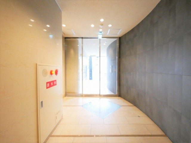 CASSIA十三のエントランス