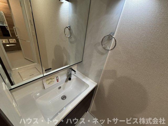 ﾙｶﾞｰｾｸﾞｰﾛ　LugarSeguroの独立洗面台