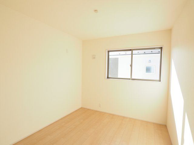 【洋室】 | Livele Garden.S　笹谷塗谷地　1号棟