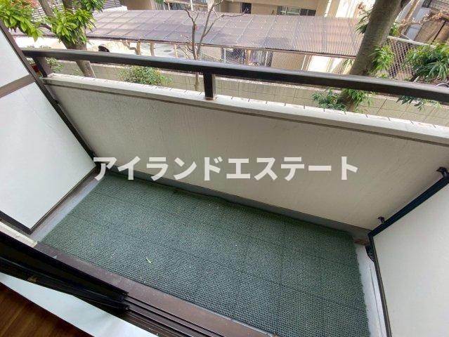 桜新町アムフラット　オートロック　陽当たり良好のバルコニー