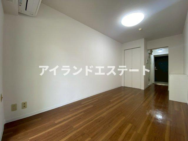 桜新町アムフラット　オートロック　陽当たり良好の居間・リビング