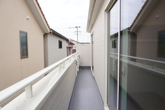 越谷市宮本町2丁目 新築分譲住宅 A号棟のバルコニー
