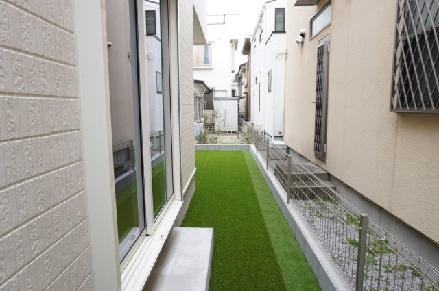 越谷市宮本町2丁目 新築分譲住宅 A号棟の庭