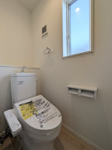 神戸市西区大沢1丁目新築戸建2号棟のトイレ