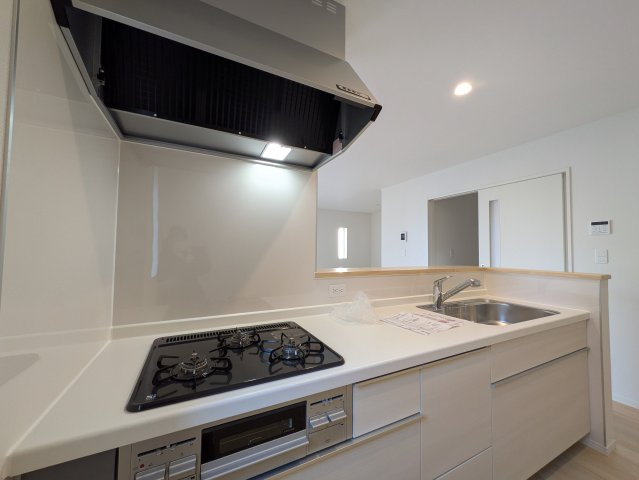 神戸市西区大沢1丁目新築戸建2号棟のキッチン