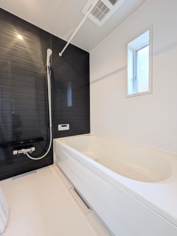 神戸市西区大沢1丁目新築戸建2号棟の浴室