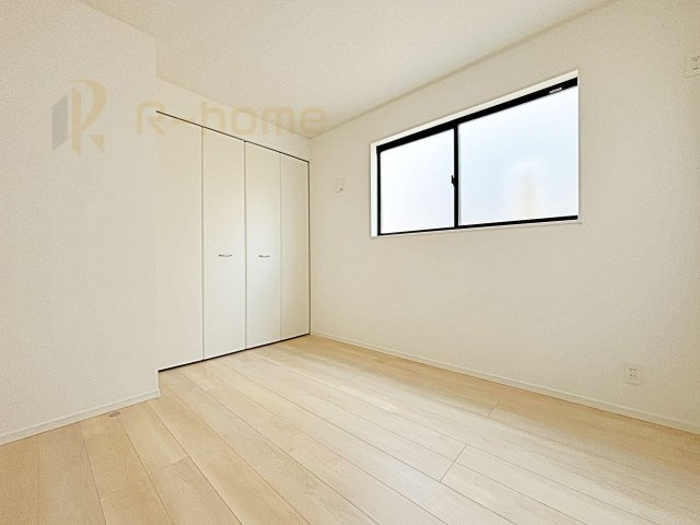 龍ケ崎市城ノ内第9　新築戸建て　2号棟の洋室|全居室に収納を完備♪スッキリとした快適な居住空間を確保！