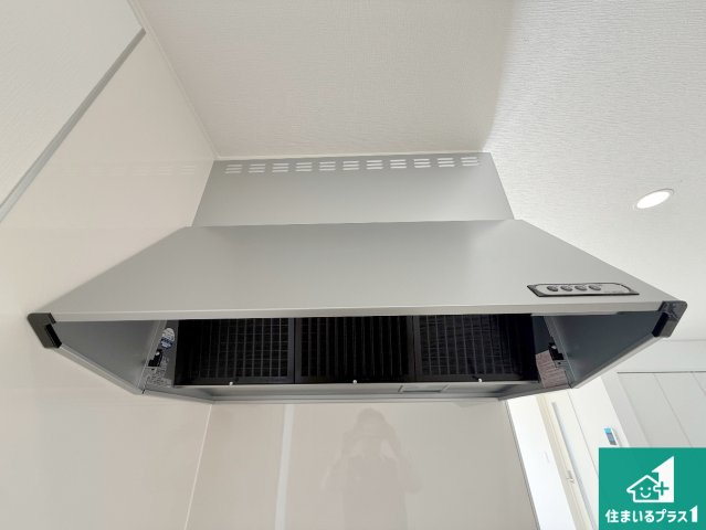 岸和田市門前町　第2期　新築一戸建ての設備|汚れにくいスロットフィルタでお手入れラクラク！ＬＥＤ照明付き！