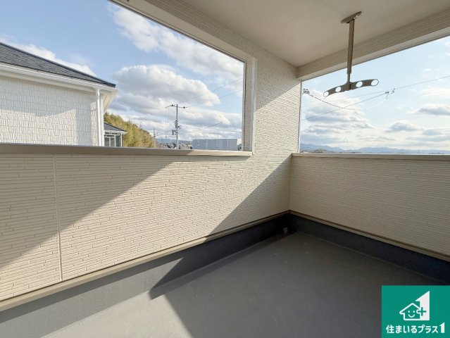 岸和田市門前町　第2期　新築一戸建てのバルコニー|急な雨でも安心のインナーバルコニー！