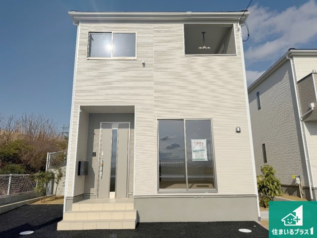 岸和田市門前町　第2期　新築一戸建ての外観|安心の10年保証！外観を美しく保ち、雨水で汚れを落とします！気になることがありましたら、お気軽にお問い合わせください！