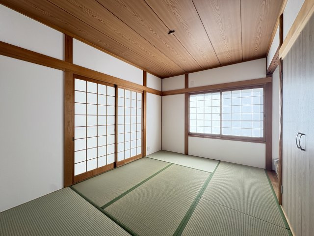 磯城郡田原本町大字三笠の和室|明るい和室６帖です