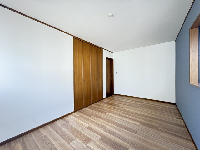 磯城郡田原本町大字三笠の洋室|落ち着いた洋室7.5帖です