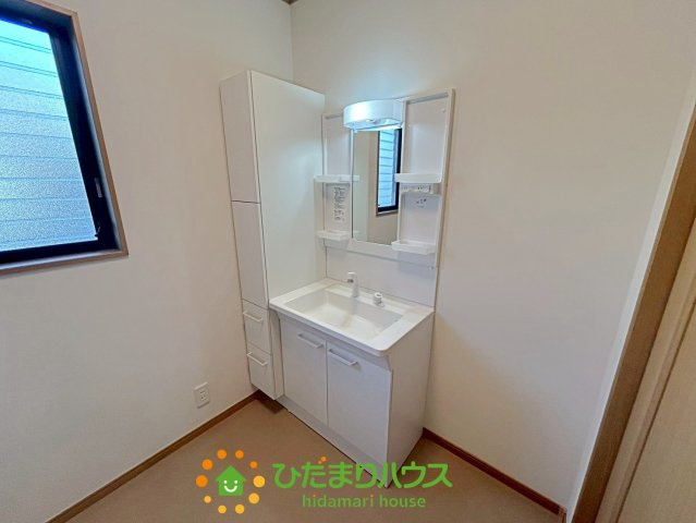 宮代町宮代台3丁目　中古一戸建ての独立洗面台