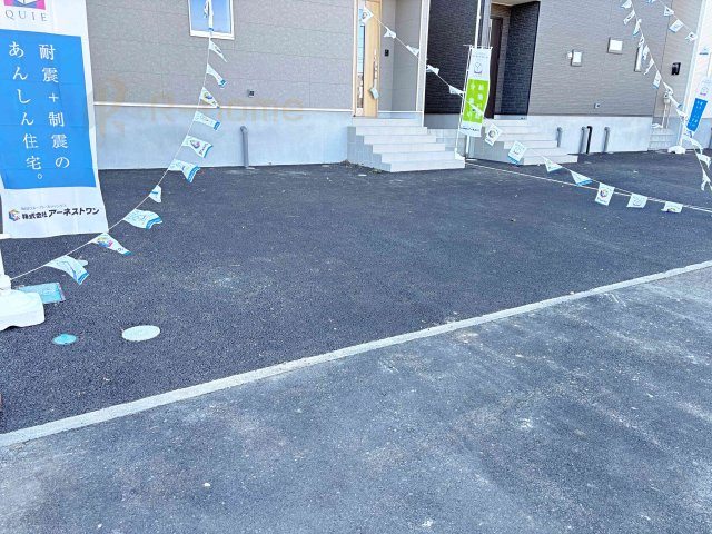 龍ケ崎市城ノ内第9　新築戸建て　3号棟の駐車場|カースペースは2台お停めいただけます♪