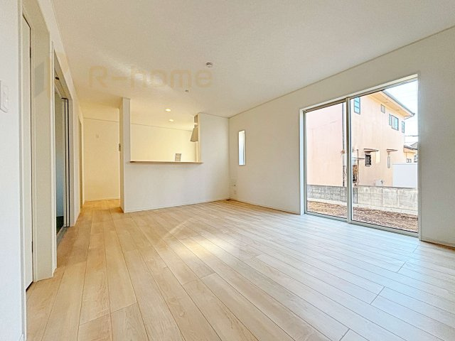 龍ケ崎市城ノ内第9　新築戸建て　3号棟の居間・リビング|ゆったりくつろげるリビングスペース！